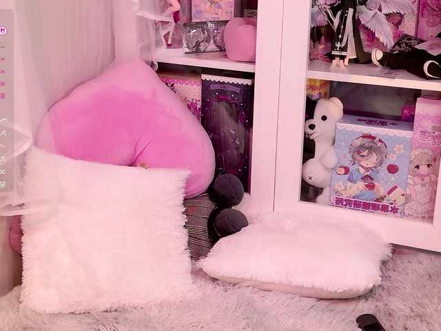 MiraJade live cam on BongaCams