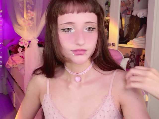 MiraJade live cam on BongaCams