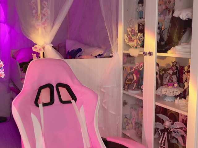 MiraJade live cam on BongaCams
