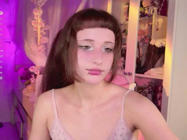 MiraJade live cam on BongaCams