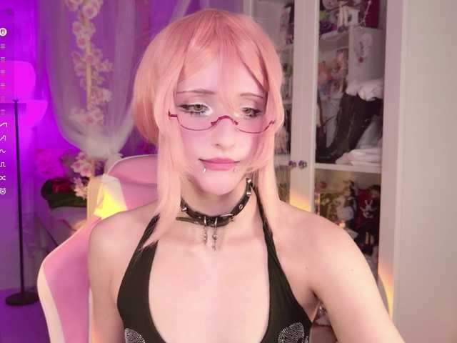 MiraJade live cam on BongaCams