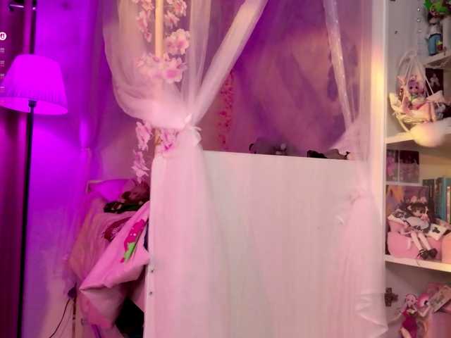 MiraJade live cam on BongaCams