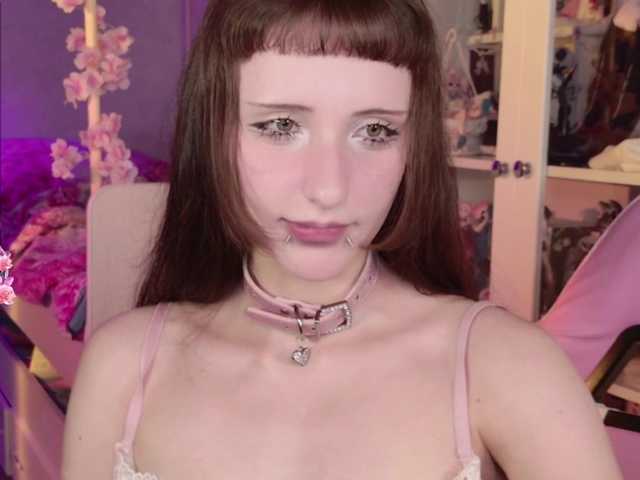 MiraJade live cam on BongaCams