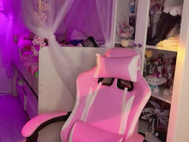 MiraJade live cam on BongaCams