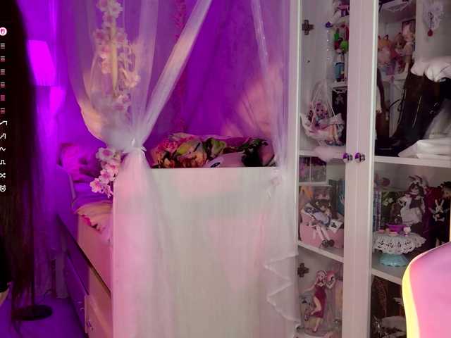 MiraJade live cam on BongaCams