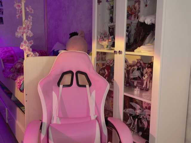 MiraJade live cam on BongaCams