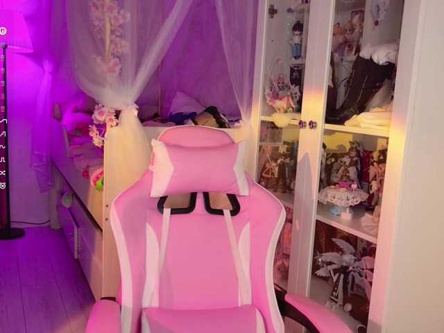 MiraJade live cam on BongaCams
