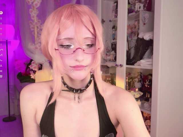 MiraJade live cam on BongaCams