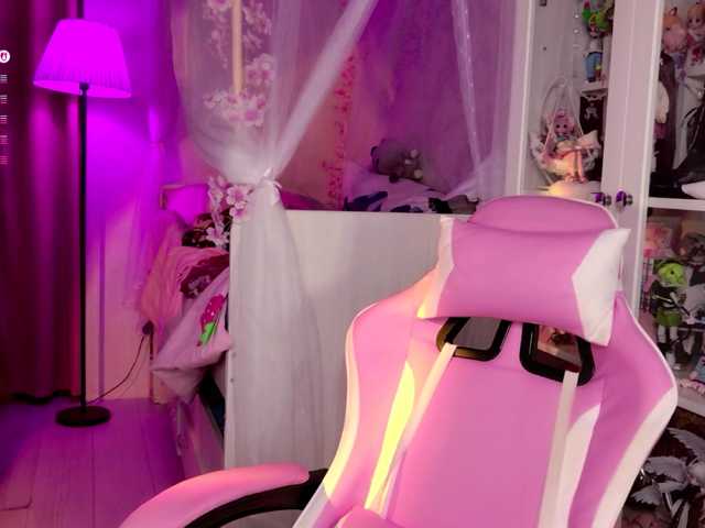 MiraJade live cam on BongaCams