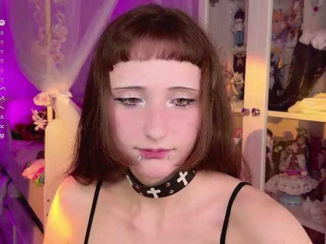 MiraJade live cam on BongaCams