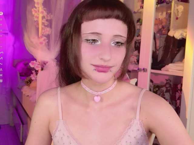 MiraJade live cam on BongaCams