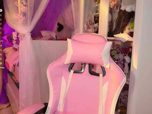 MiraJade live cam on BongaCams