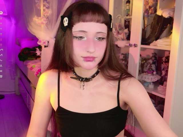 MiraJade live cam on BongaCams