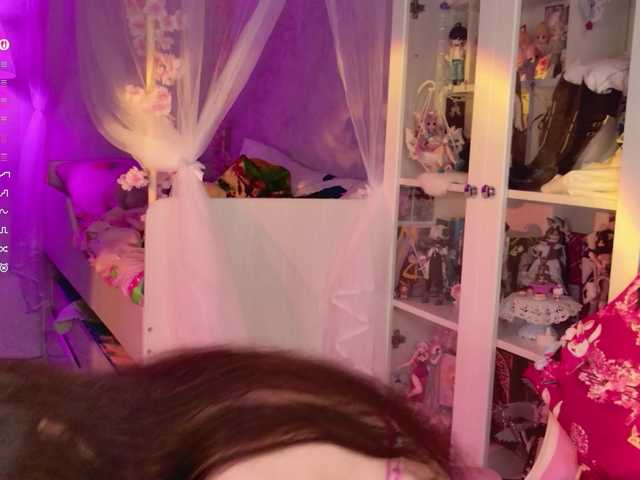 MiraJade live cam on BongaCams