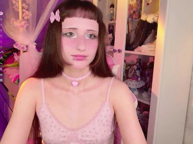 MiraJade live cam on BongaCams