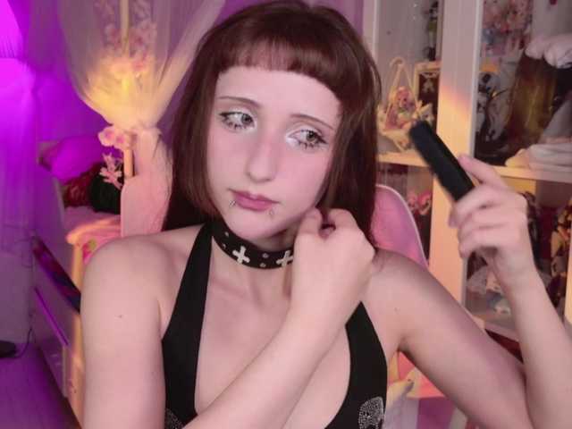 MiraJade live cam on BongaCams