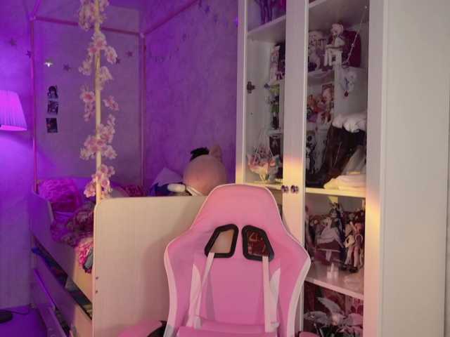 MiraJade live cam on BongaCams
