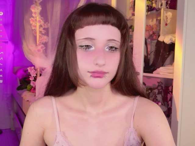 MiraJade live cam on BongaCams