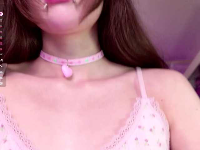 MiraJade live cam on BongaCams