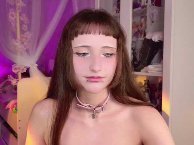 MiraJade live cam on BongaCams