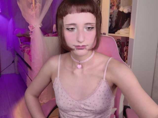 MiraJade live cam on BongaCams