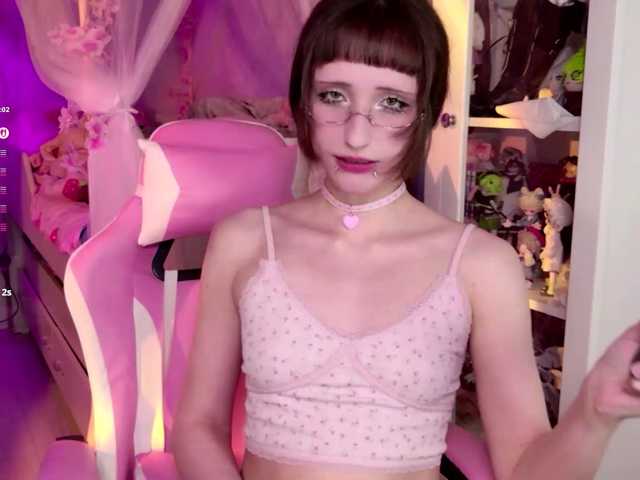 MiraJade live cam on BongaCams