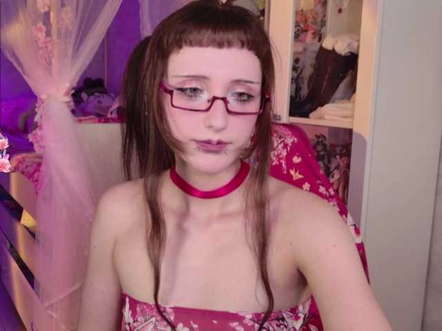MiraJade live cam on BongaCams