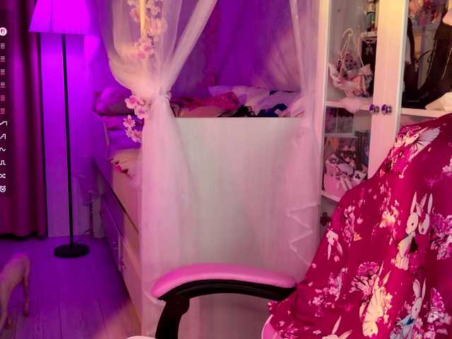 MiraJade live cam on BongaCams
