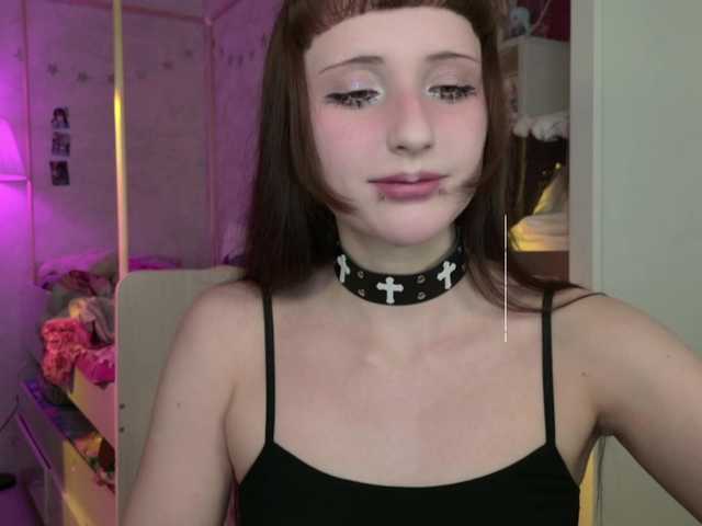 MiraJade webcam