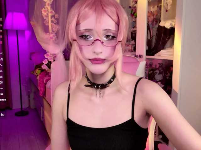 MiraJade live cam on BongaCams