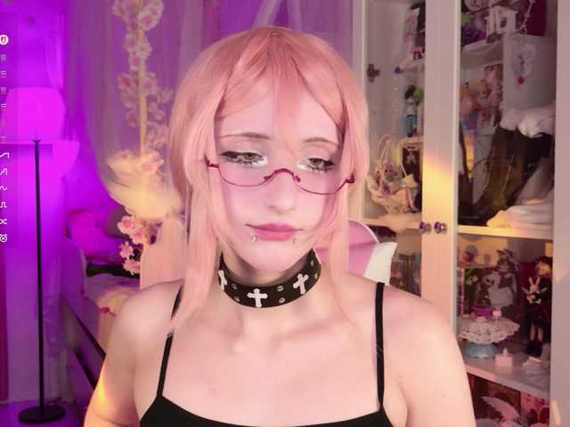 MiraJade live cam on BongaCams
