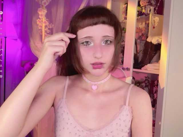 MiraJade live cam on BongaCams