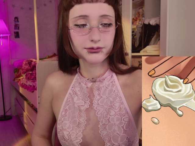 MiraJade live cam on BongaCams