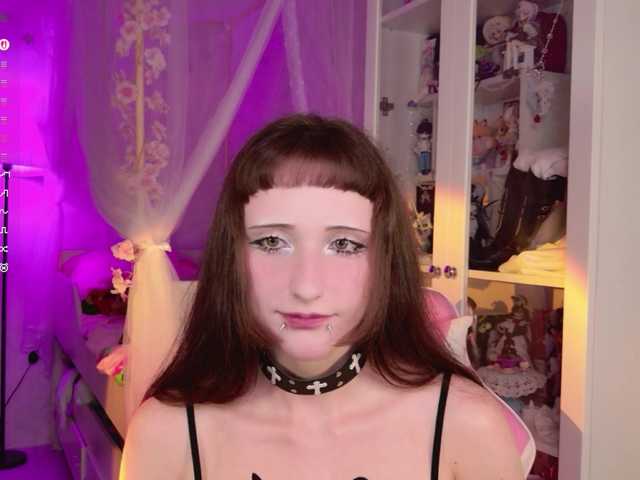 MiraJade live cam on BongaCams