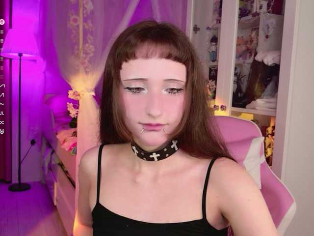 MiraJade live cam on BongaCams