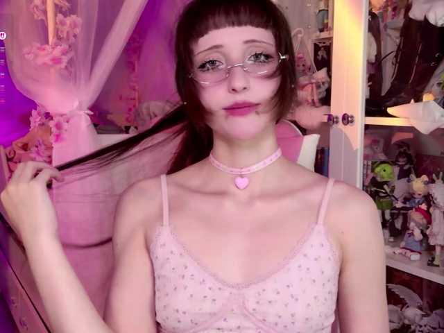 MiraJade live cam on BongaCams