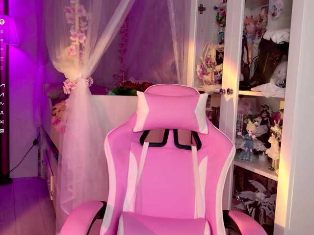 MiraJade live cam on BongaCams