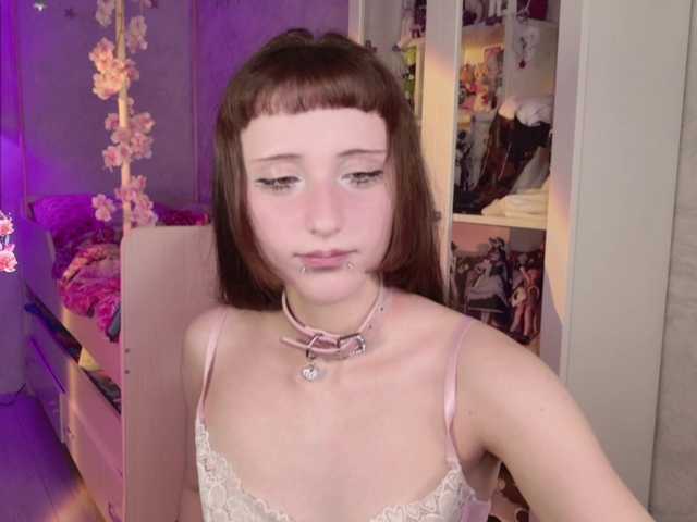 MiraJade live cam on BongaCams
