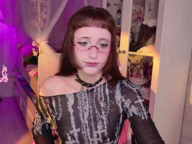 MiraJade webcam