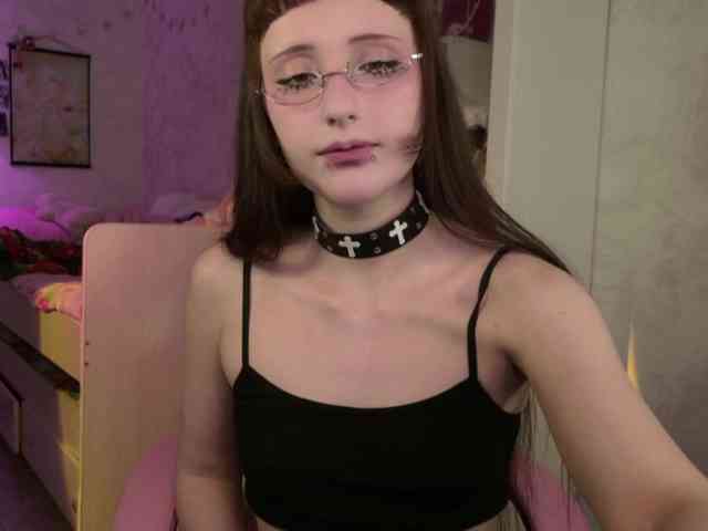 MiraJade webcam