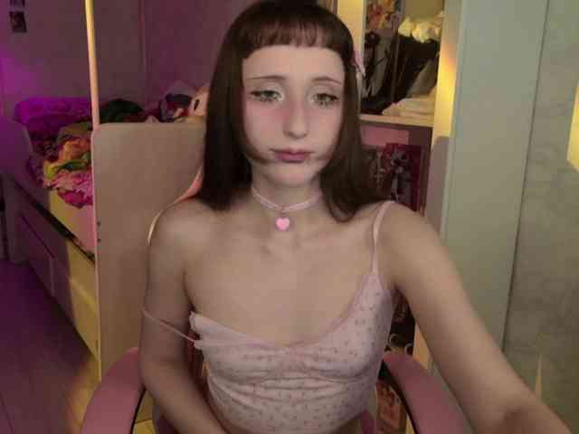 MiraJade webcam