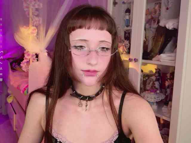 MiraJade webcam