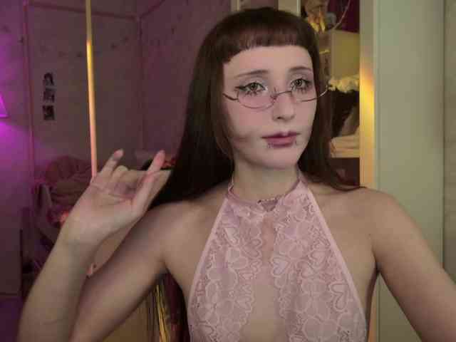 MiraJade webcam