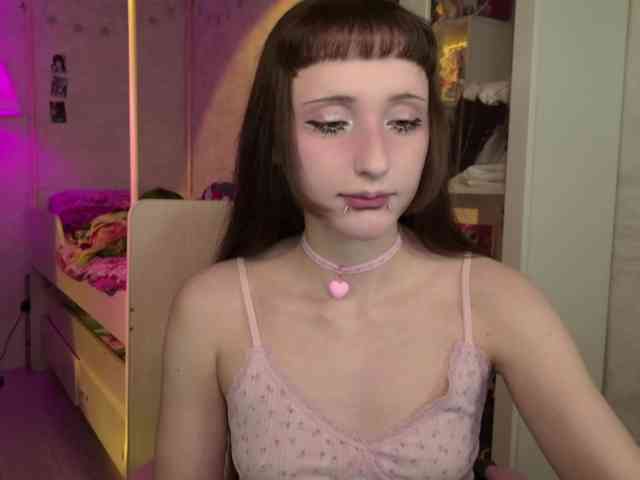 MiraJade webcam