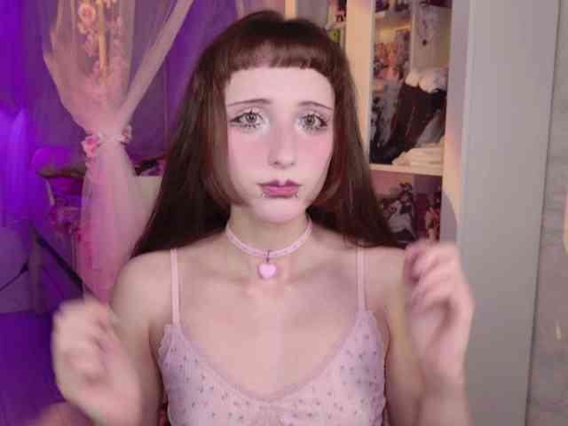 MiraJade webcam