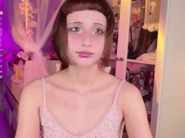 MiraJade webcam