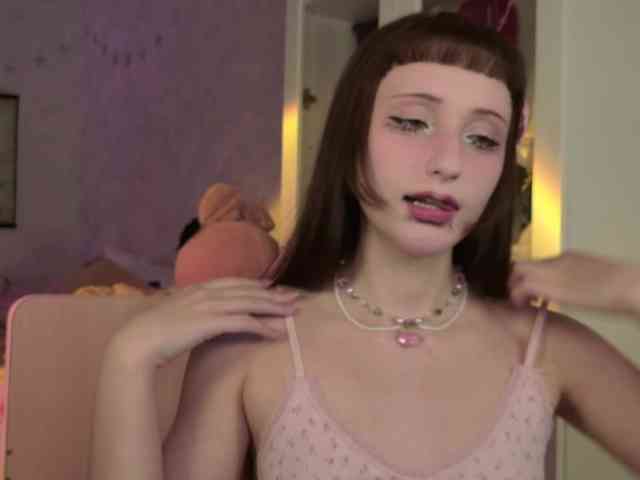 MiraJade webcam