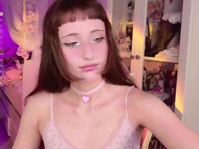 MiraJade webcam