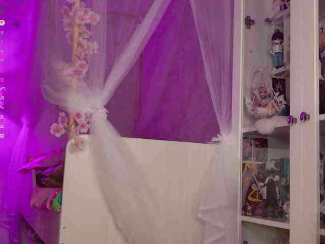MiraJade webcam
