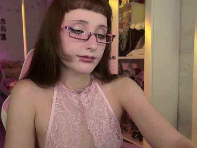 MiraJade webcam